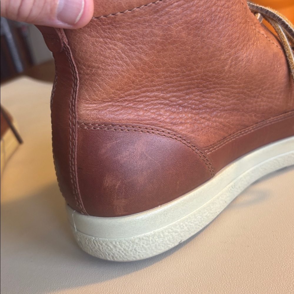 ECCO Men's Tan/Brown Leather Chukka Boots - Picture 9 of 14